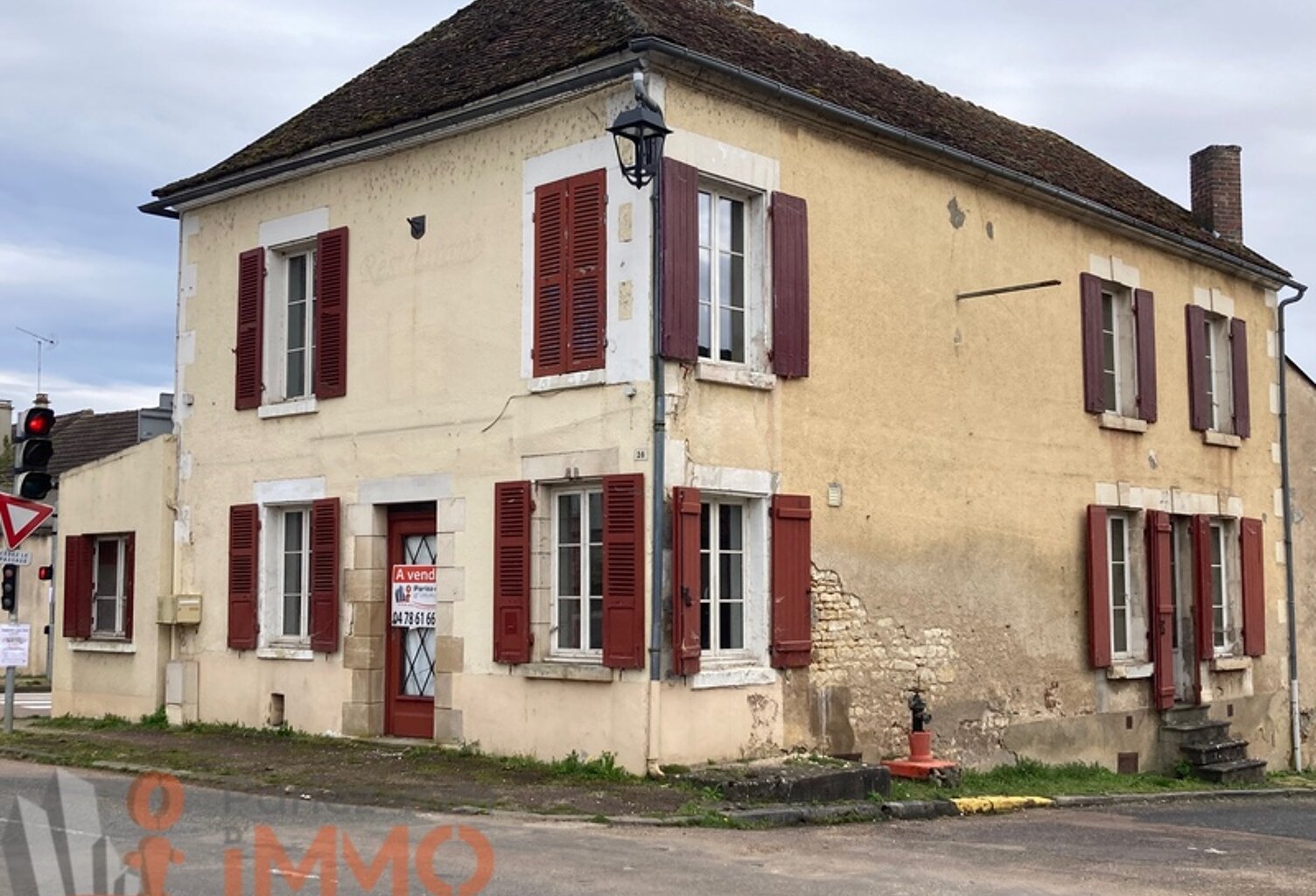 Immeuble 8 P+C — photo 1