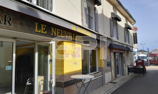 Immeuble   m² à vendre à Neuville-de-Poitou (86170)
