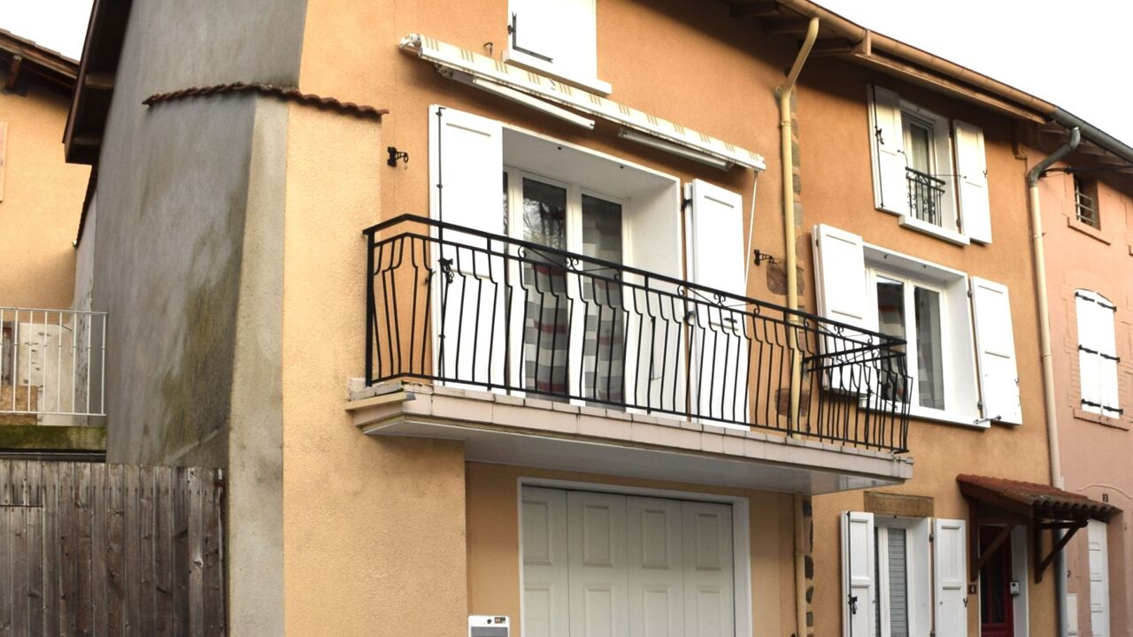 maison 10 pièces 240 m2 à vendre à Saint-Genis-l'Argentière (69610)
