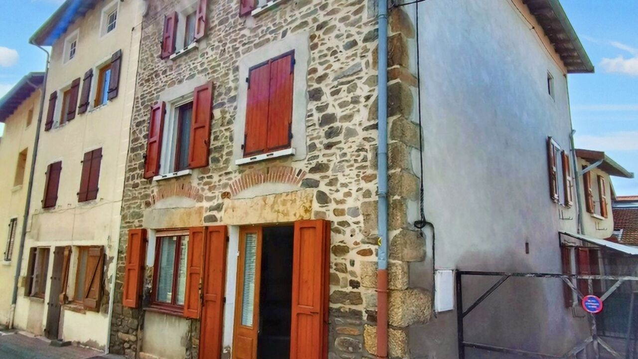 maison 10 pièces 240 m2 à vendre à Saint-Genis-l'Argentière (69610)