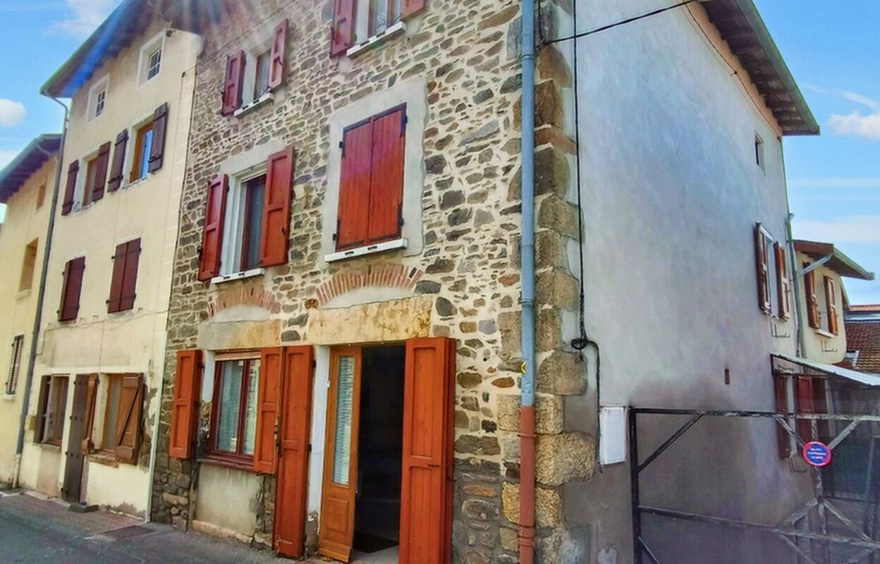 maison 10 pièces 240 m2 à vendre à Saint-Genis-l'Argentière (69610)