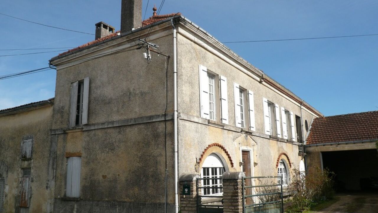 maison 9 pièces 145 m2 à vendre à Burie (17770)