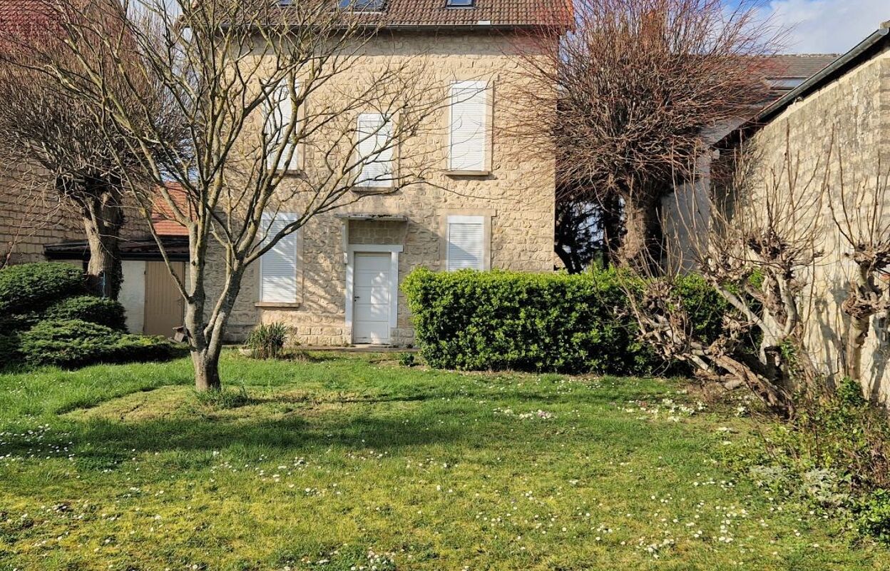 maison 5 pièces 117 m2 à vendre à Beaumont-sur-Oise (95260)