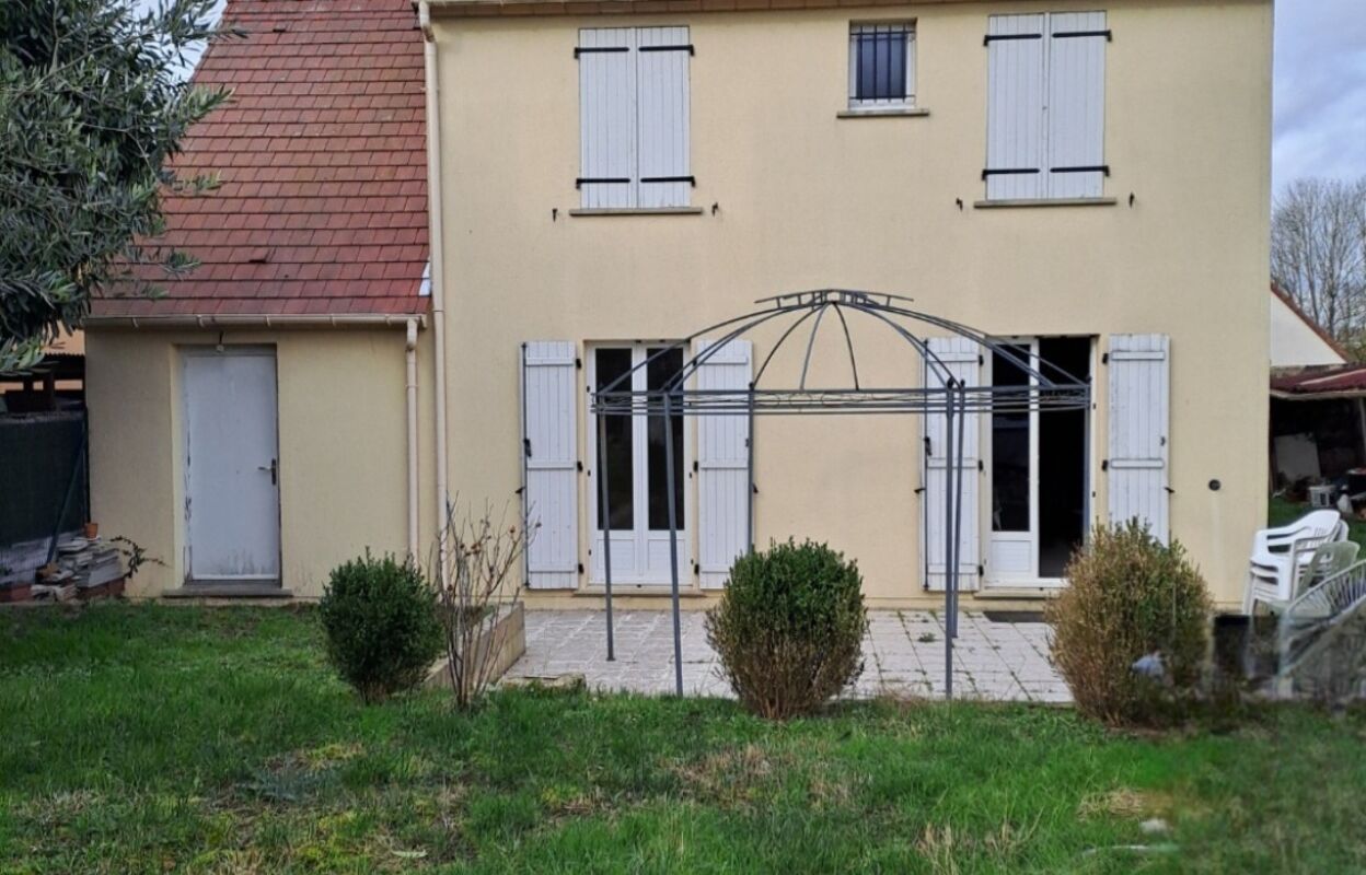 maison 6 pièces 107 m2 à vendre à Villers-Cotterêts (02600)