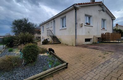 vente maison 141 500 € à proximité de Antigny (85120)