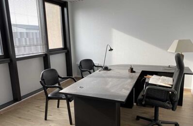 bureau  pièces 160 m2 à vendre à Chantepie (35135)