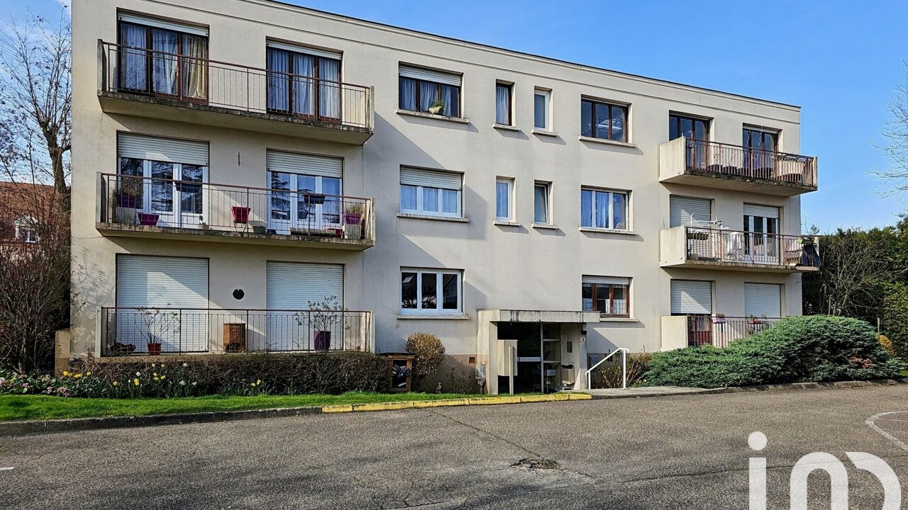 appartement 2 pièces 40 m2 à vendre à Brie-Comte-Robert (77170)