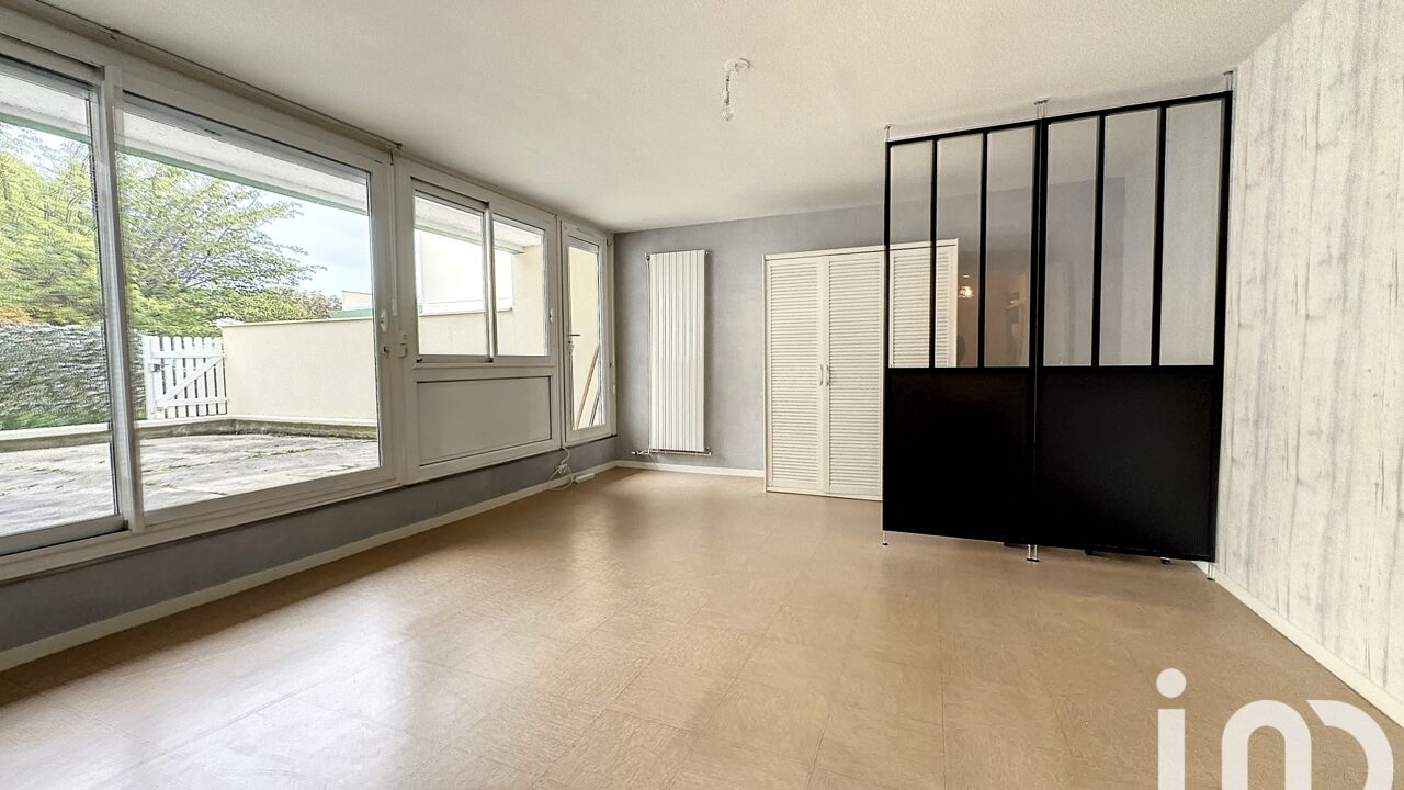 appartement 2 pièces 60 m2 à vendre à Vaux-le-Pénil (77000)