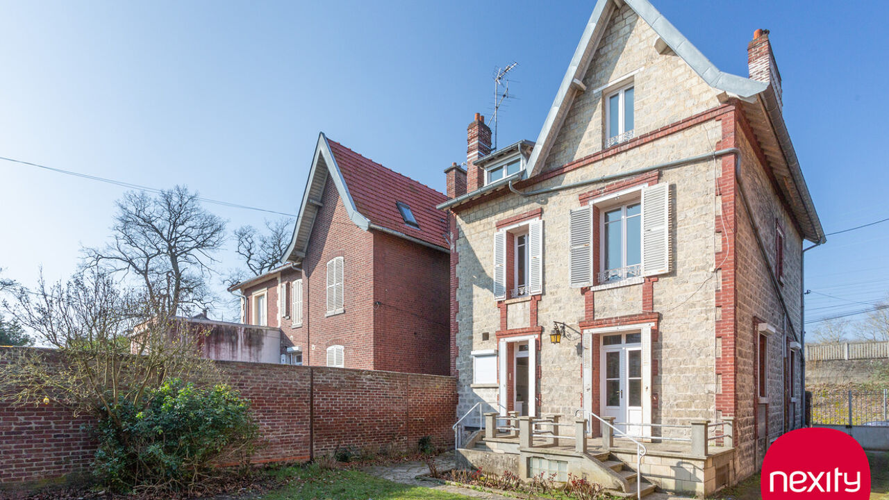 maison 8 pièces 170 m2 à vendre à Chantilly (60500)
