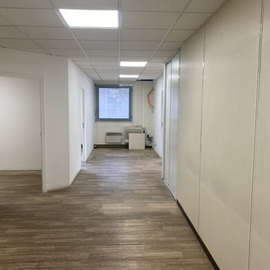 Commerce 4 pièces 75 m²