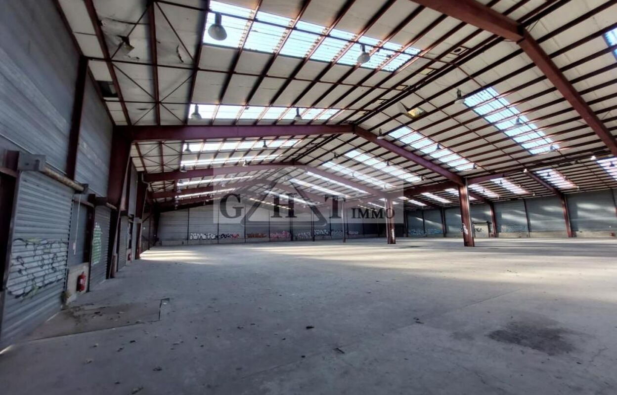 local industriel  pièces 5100 m2 à vendre à Provins (77160)