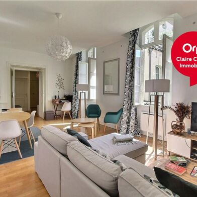 Appartement 4 pièces 275000 €