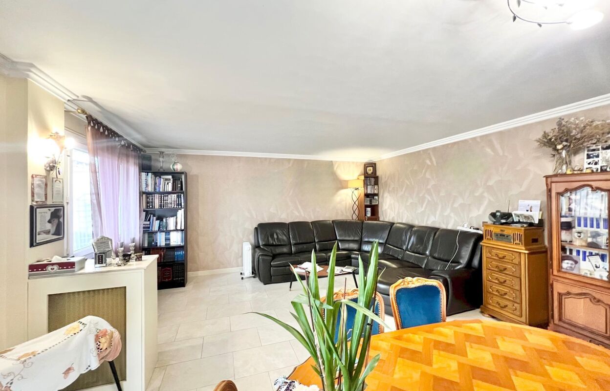 appartement 4 pièces 95 m2 à vendre à Garges-Lès-Gonesse (95140)