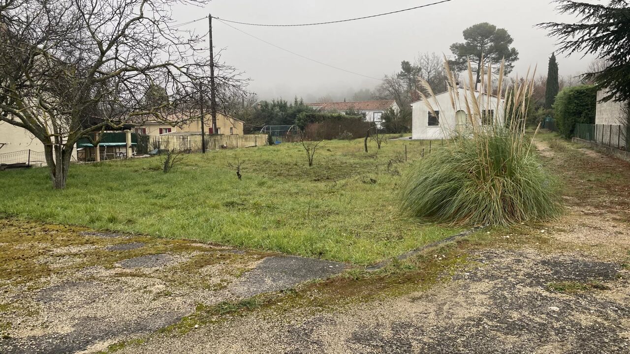 terrain  pièces 800 m2 à vendre à Nans-les-Pins (83860)