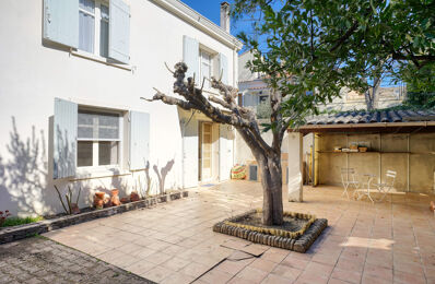 vente maison 330 000 € à proximité de La Tour-d'Aigues (84240)