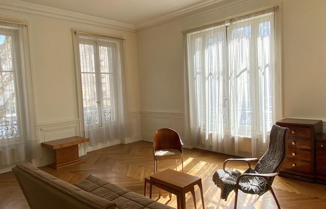appartement 7 pièces 206 m2 à vendre à Lyon 3 (69003)