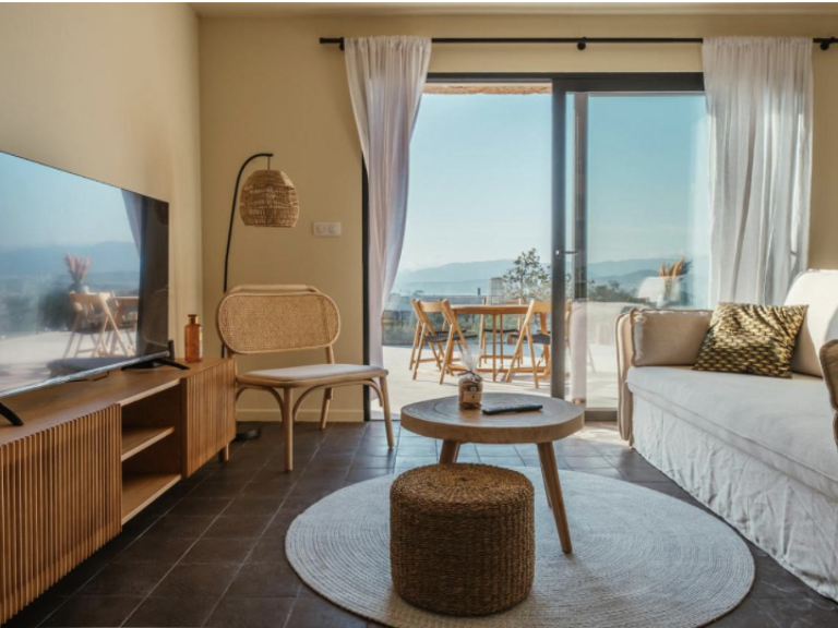 Vente, Porticcio, appartement T3 piscine et jardin, grand standing. — photo 1