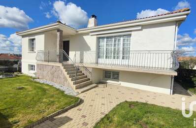 vente maison 255 000 € à proximité de Landeronde (85150)