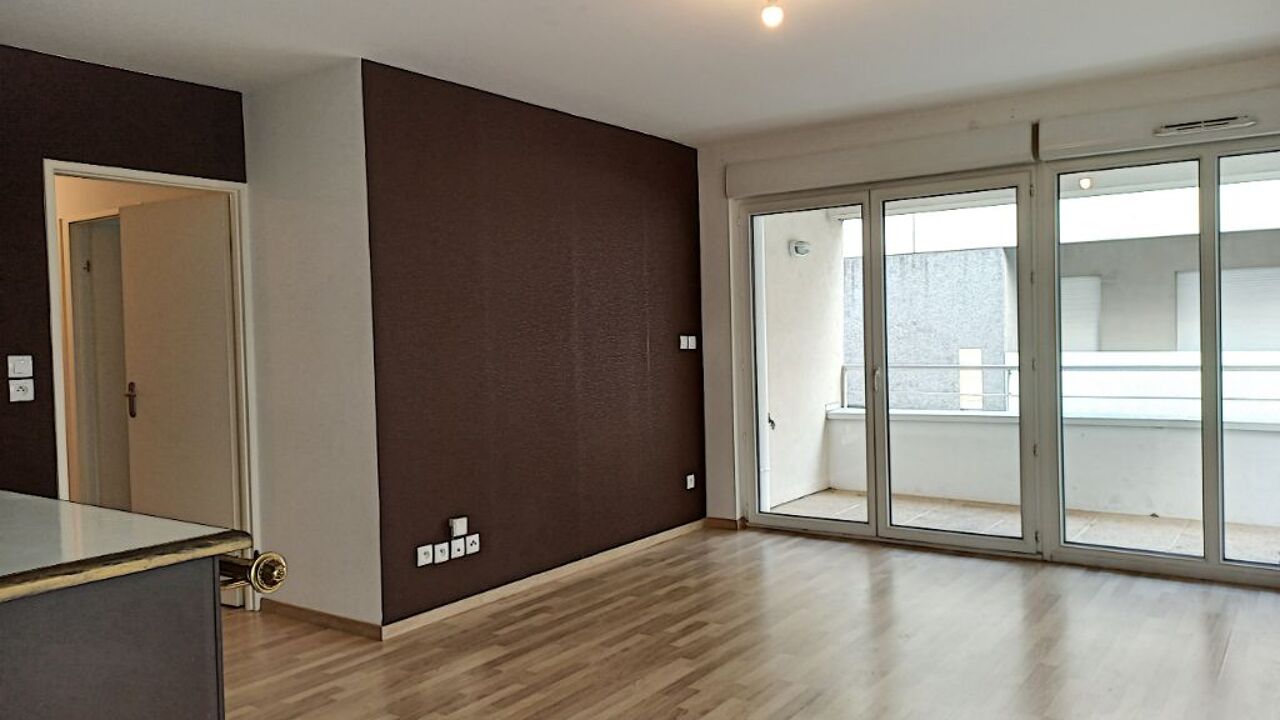 appartement 3 pièces 65 m2 à louer à Tours (37100)