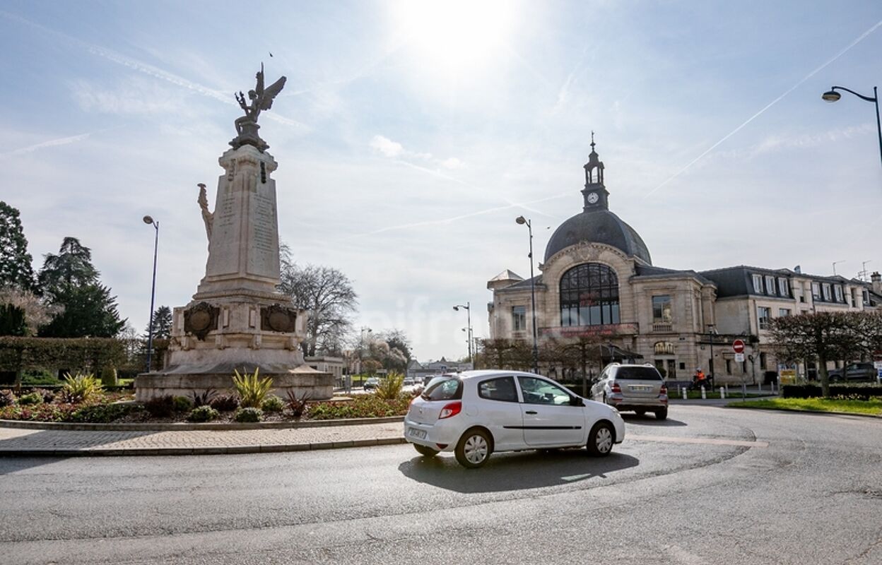 immeuble  pièces 1412 m2 à vendre à Soissons (02200)