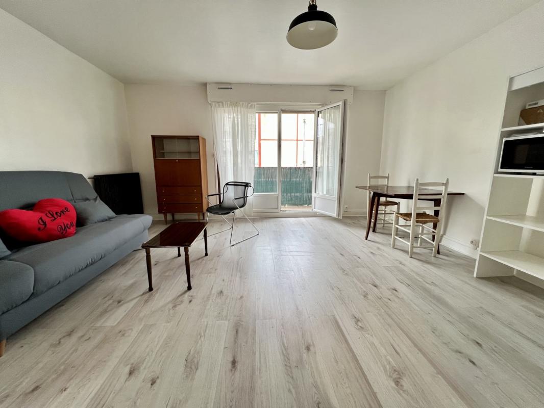 Appartement a louer  - 2 pièce(s) - 34.97 m2 - Surfyn
