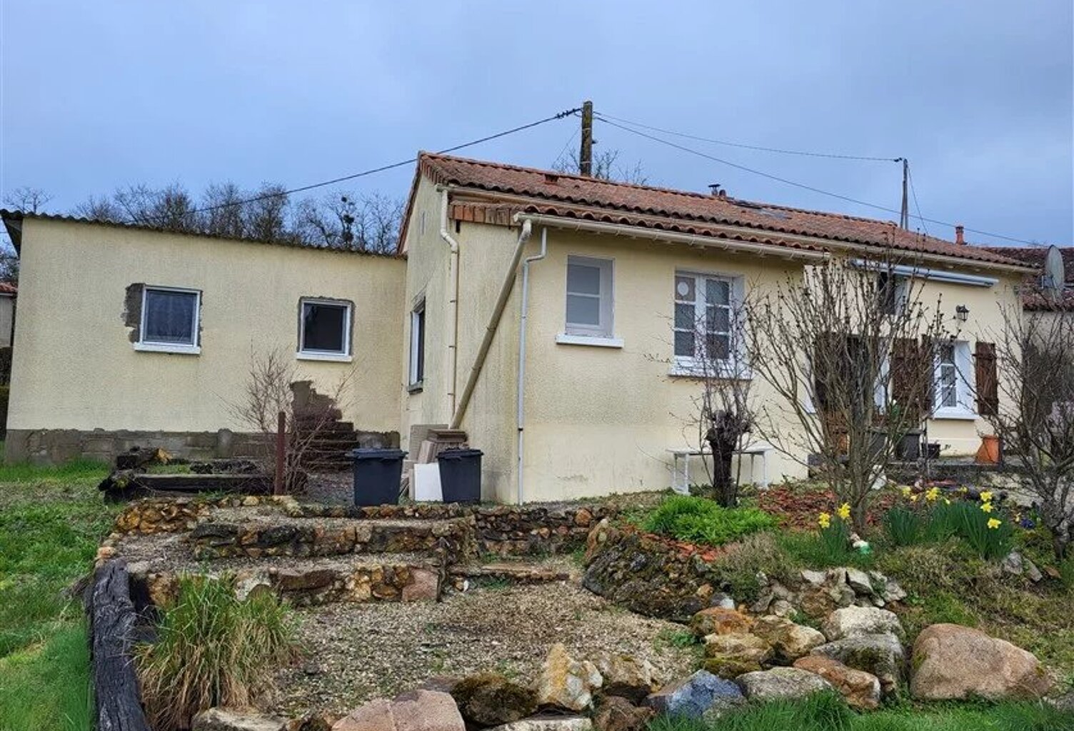 Maison de hameau avec jardin à Moussac dans la Vienne — photo 1