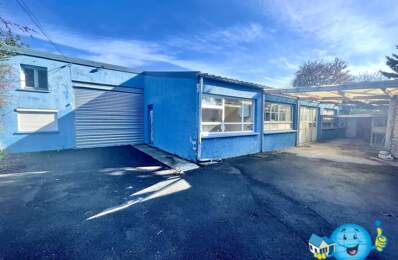 Entrepôt chez Bruyère Immobilier — photo du bien
