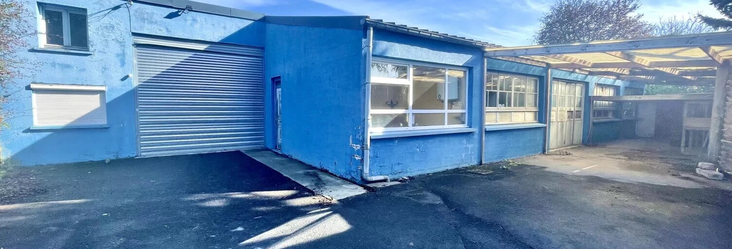 Maison  1038 m² à vendre à Berlaimont (59145)