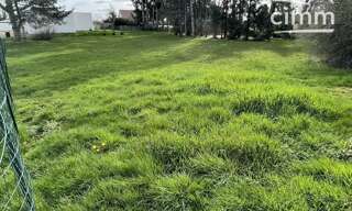 Terrain  1302 m² à vendre à Bressolles (03000)