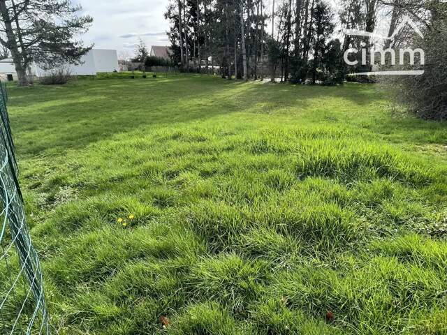 Terrain constructible — photo du bien
