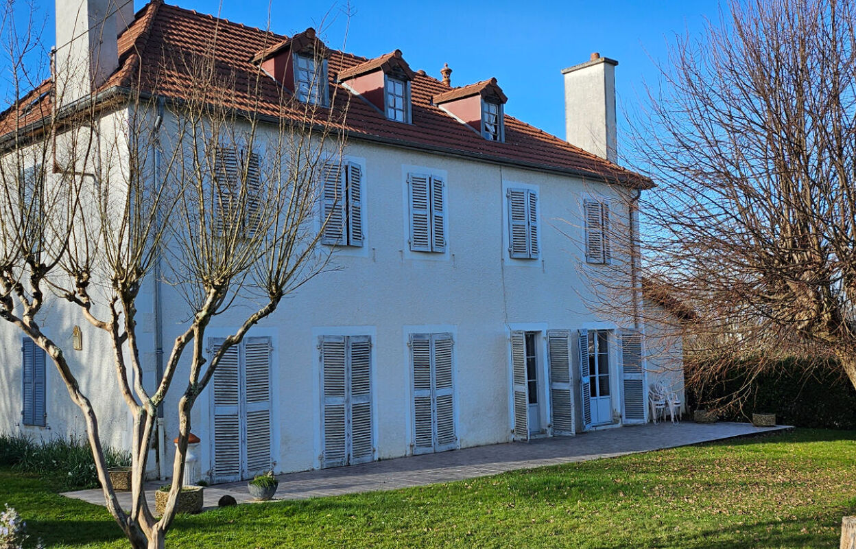 maison 7 pièces 260 m2 à Jurançon (64110)