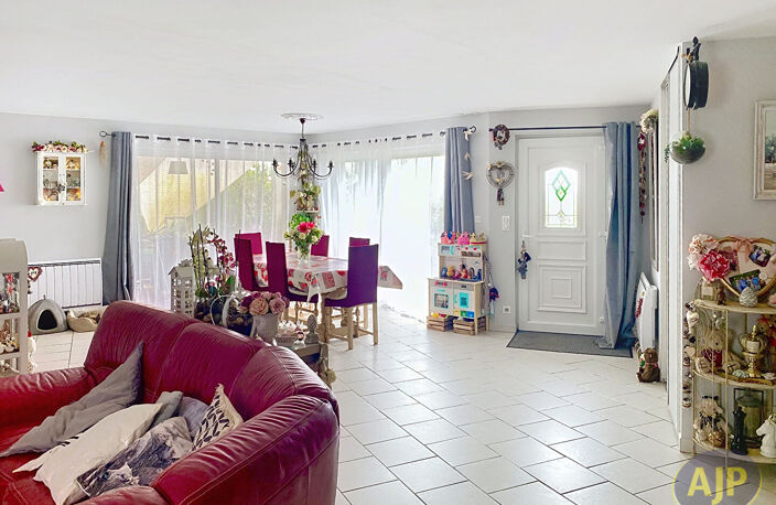 Maison fonctionnelle avec sous-sol aménagé et vue imprenable — photo 4