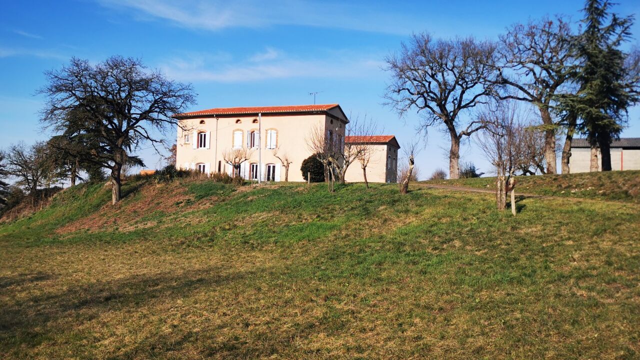 maison 6 pièces 310 m2 à vendre à Labessière-Candeil (81300)