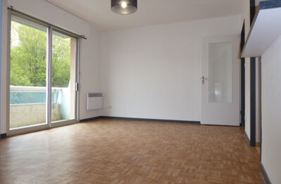 location appartement 414 € CC /mois à proximité de Luc-la-Primaube (12450)
