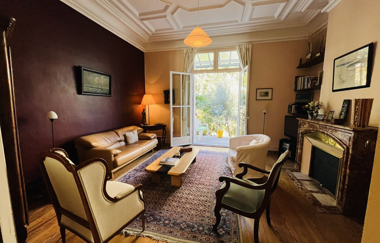 maison 6 pièces 180 m2 à vendre à Bordeaux (33000)