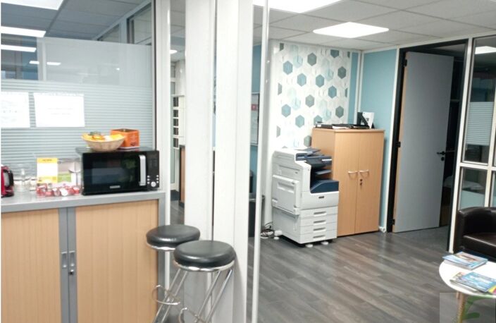 Bureau — photo 3