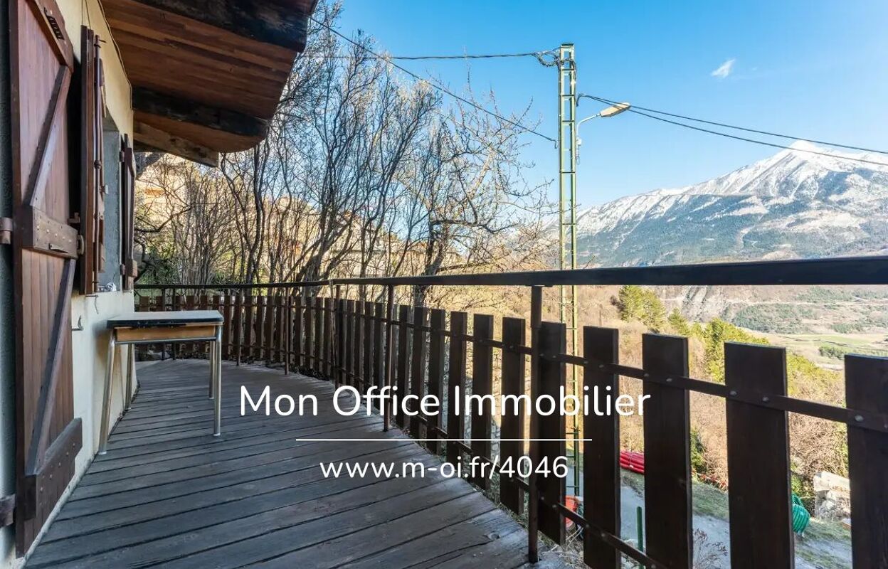 appartement 4 pièces 70 m2 à vendre à Châteauroux-les-Alpes (05380)