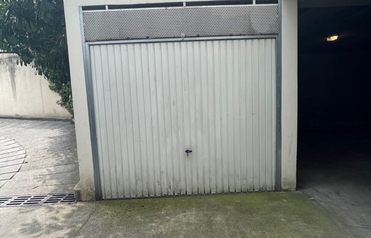 garage  pièces 9 m2 à vendre à Fresnes (94260)