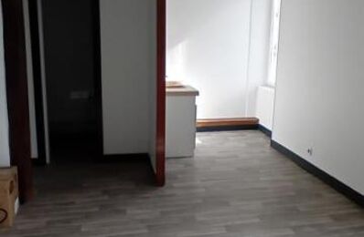 appartement 2 pièces 45 m2 à louer à Châlus (87230)