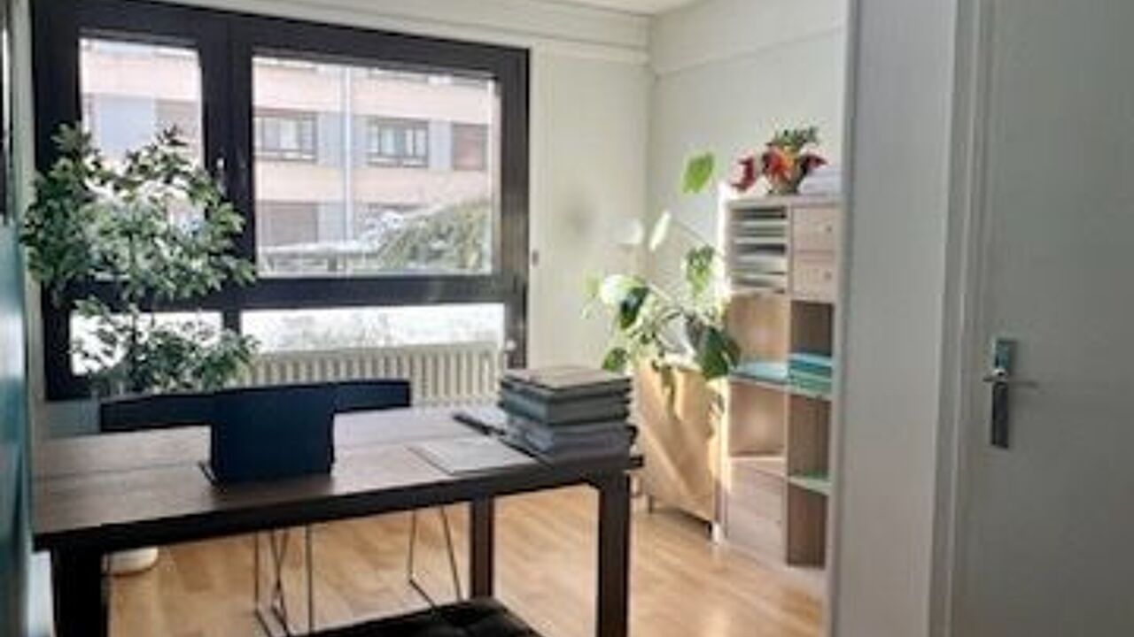 bureau  pièces 31 m2 à louer à Reims (51100)