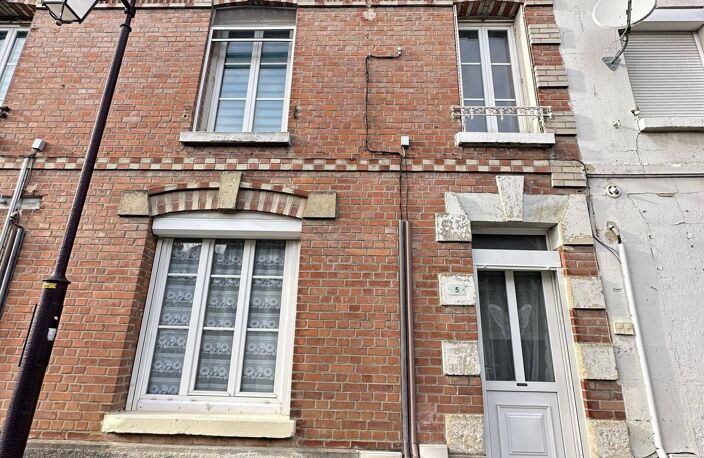 Maison - 218m² - Crépy — photo 3
