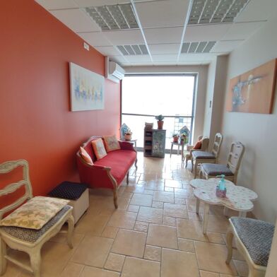 Appartement 5 pièces 207372 €