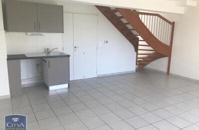 location maison 950 € CC /mois à proximité de Beaumont-la-Ronce (37360)