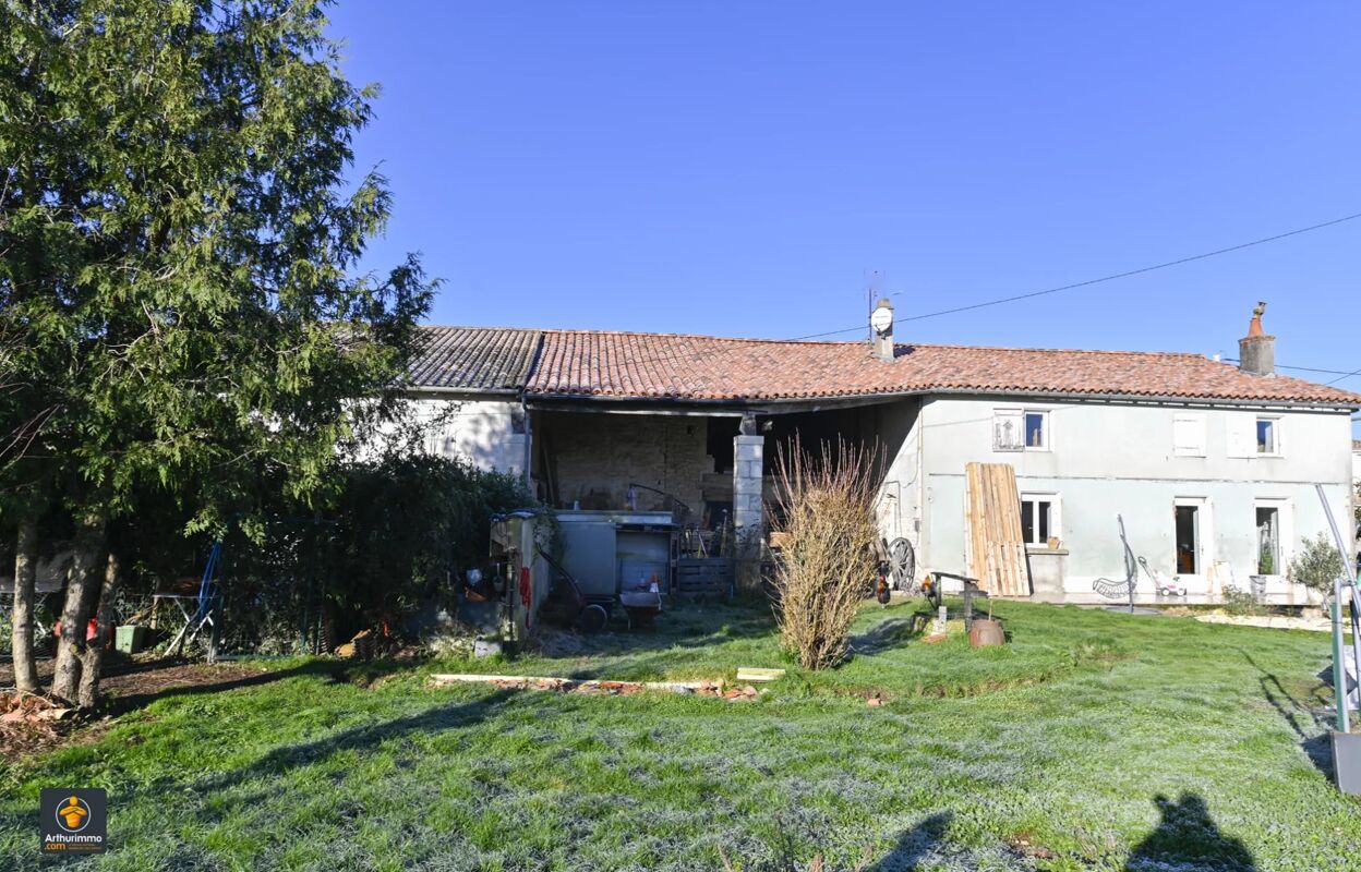 maison 7 pièces 180 m2 à Vallans (79270)