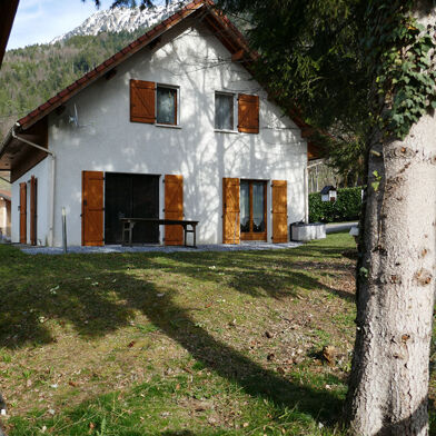 Maison 4 pièces 102 m²