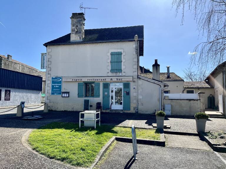 Restaurant — photo 1