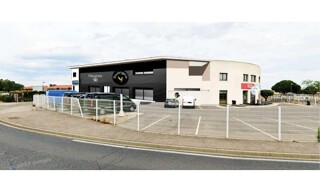 Bureau  202 m² à vendre à Saint-Estève (66240)