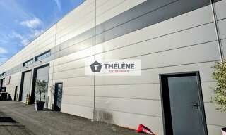 Commerce  300 m² à louer à Aigues-Mortes (30220)