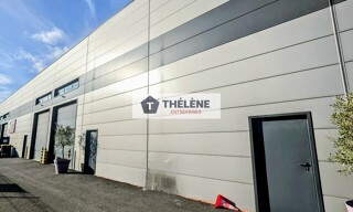Commerce  300 m² à louer à Aigues-Mortes (30220)