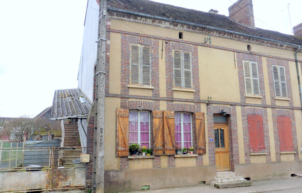 maison 10 pièces 210 m2 à vendre à Arces-Dilo (89320)